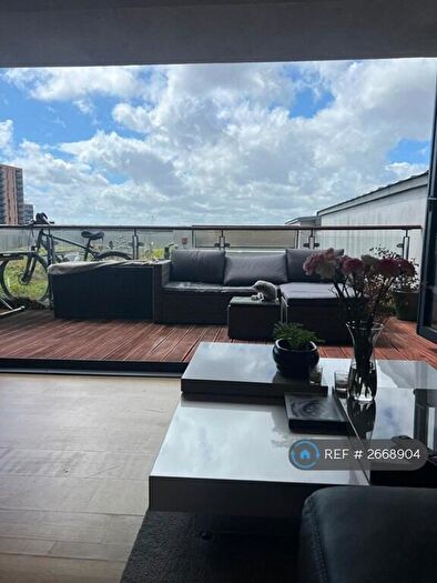 2 Bedroom Penthouse To Rent In Elm Road, Wembley, HA9