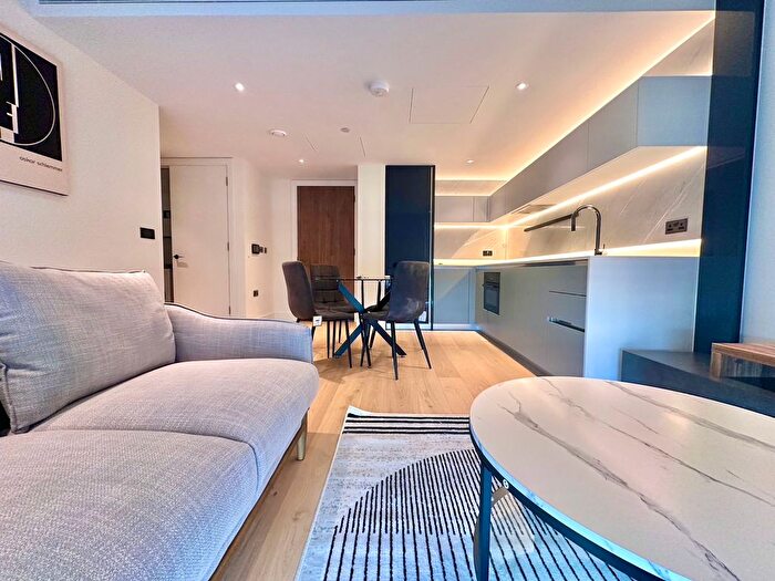 1 Bedroom Flat To Rent In Cascade Way, London, W12