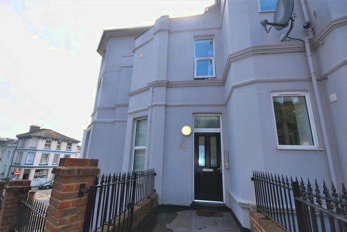 2 Bedroom Flat To Rent In Nelson Road, Hastings, TN34