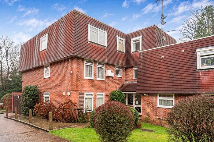 2 Bedroom Apartment For Sale In Royston Grove, Pinner, HA5