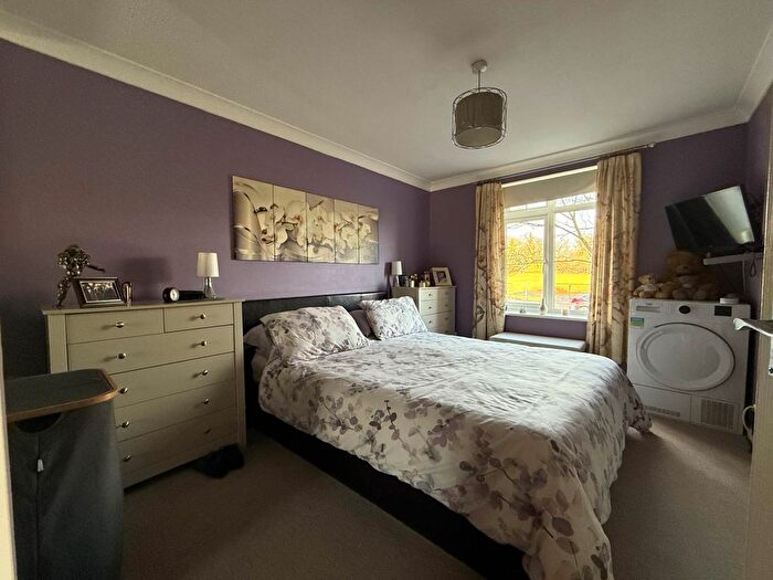 1 Bedroom Flat For Sale In Erith Road, Belvedere, DA17