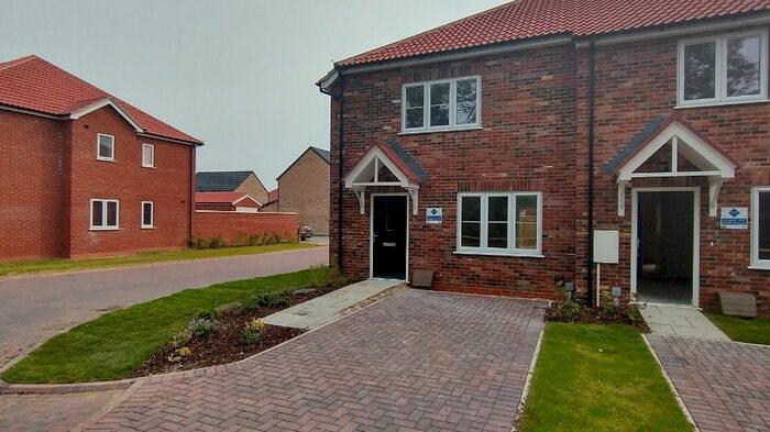 3 Bedroom Property For Sale In Fritillary Drive, Healing, Grimsby, DN41