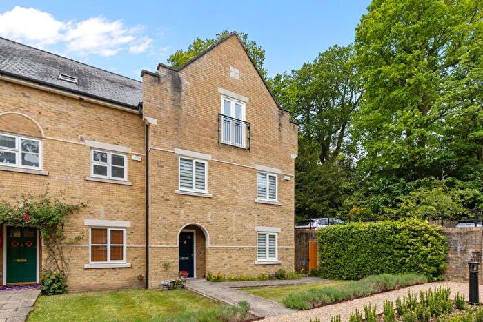 4 Bedroom Mews For Sale In Warnham Court, Warnham, RH12