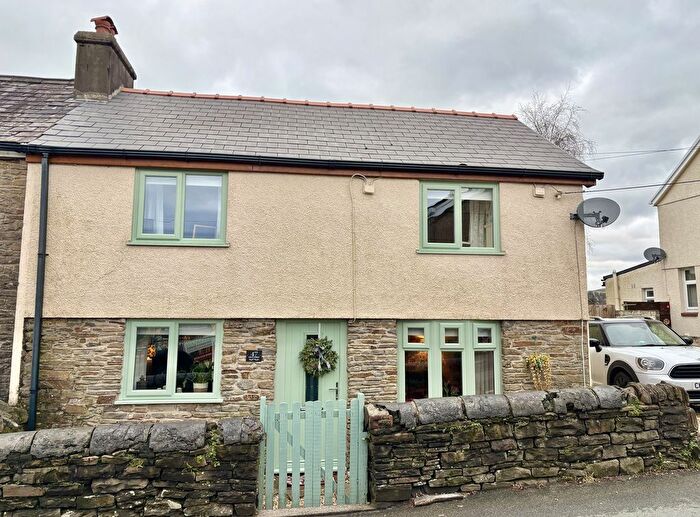 3 Bedroom Cottage For Sale In Gwyn Street, Pontardawe, Swansea., SA8