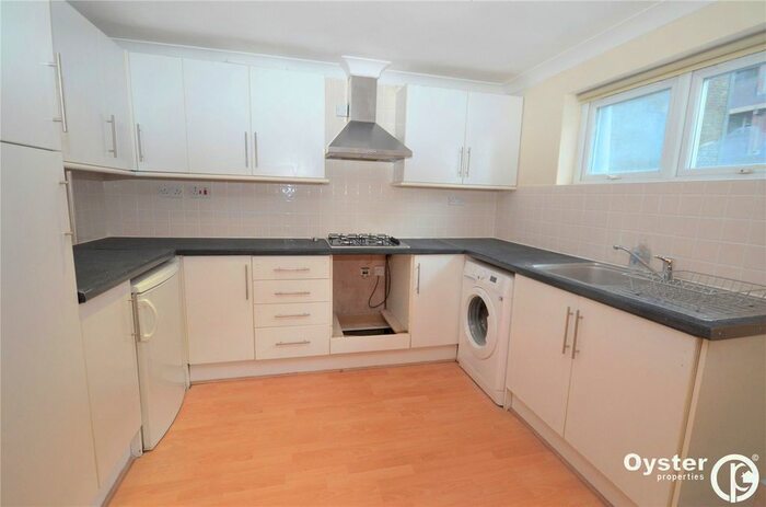 2 Bedroom Property To Rent In Church Street, Enfield EN2