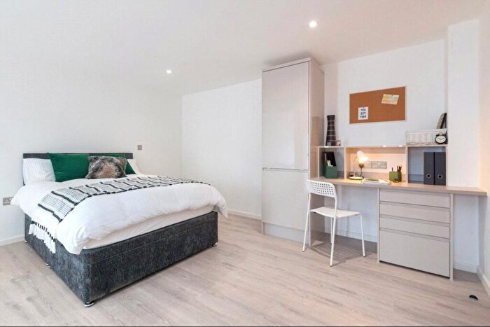 Studio To Rent In Verney Street, Exeter, EX1