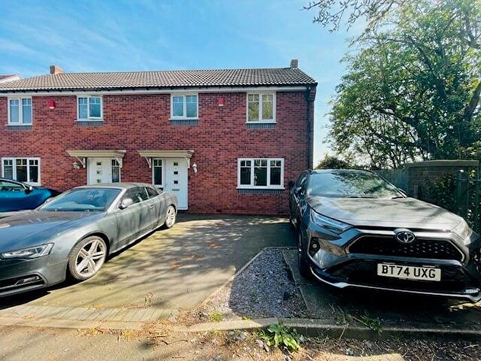 3 Bedroom Semi Detached House For Sale In Newton Street, West Bromwich, B71