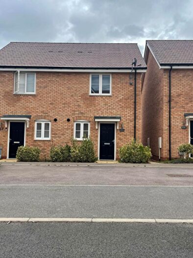 2 Bedroom Semi-Detached House To Rent In Hadrian Crescent, Leighton Buzzard, LU7