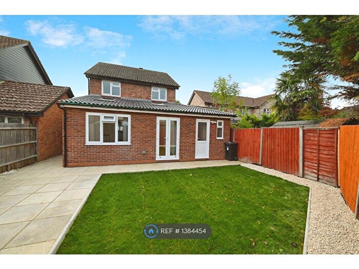 4 Bedroom Detached House To Rent In Ilfracombe Way, Lower Earley, Reading, RG6