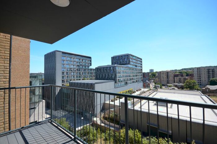 2 Bedroom Flat To Rent In Wellington Street, London, SE18