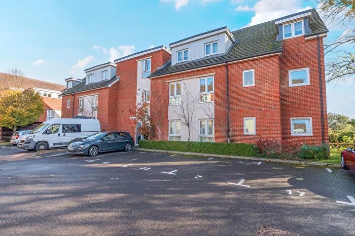 2 Bedroom Flat To Rent In Egrove Close, Off Abingdon Road, OX1