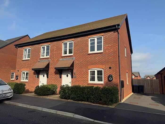 3 Bedroom Semi Detached House To Rent In Pitbank Drive, Collingtree Park, Northampton, NN4