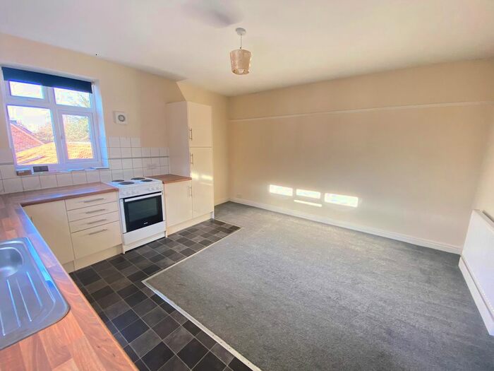 2 Bedroom Flat To Rent In High Street, Boroughbridge, York, YO51