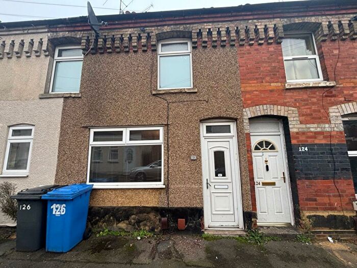 3 Bedroom Terraced House To Rent In Wellington Street, Kettering, NN16