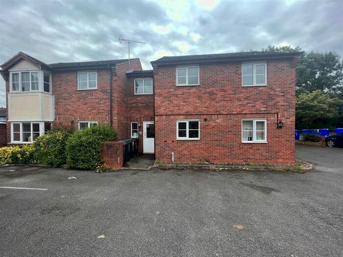 1 Bedroom Flat To Rent In Becketts Court, Stretton, Burton-On-Trent, DE13