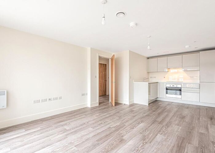 1 Bedroom Flat To Rent In Westacott Road, Ambrosden, OX25