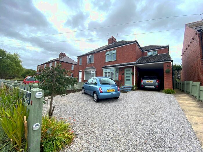 3 Bedroom Semi-Detached House For Sale In Station Road, Hensall, Goole, DN14