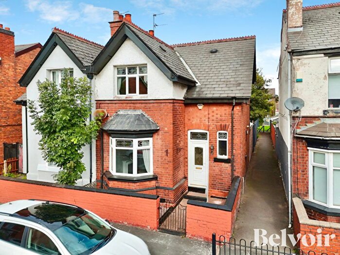 2 Bedroom Semi-Detached House For Sale In Pinfold Street Extension, Darlaston, WS10