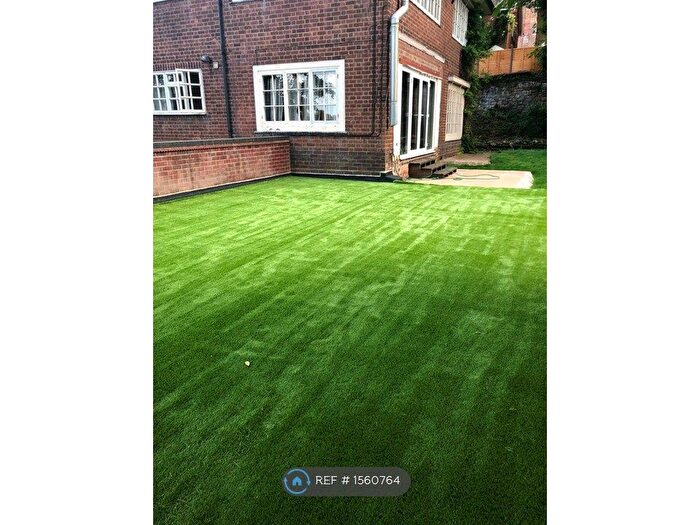 10 Bedroom Detached House To Rent In Elm Bank Drive, Nottingham, NG3