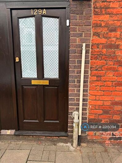 2 Bedroom Flat To Rent In Castle Road, Bedford, MK40