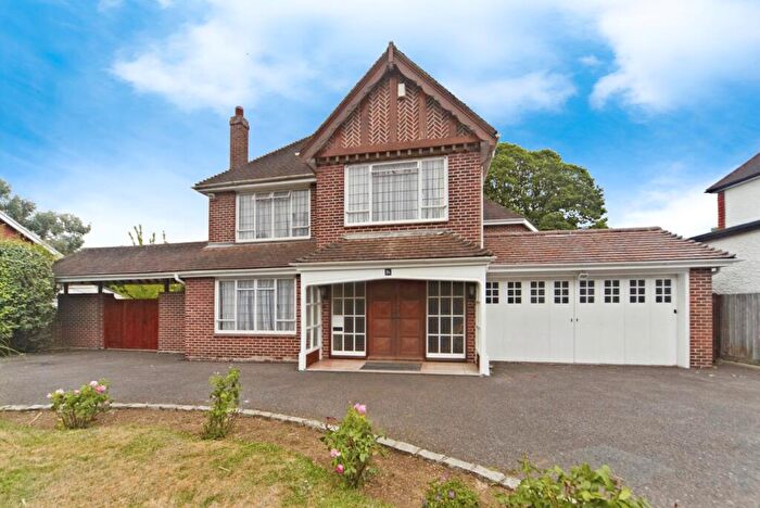 4 Bedroom Detached House For Sale In Russell Hill, Purley, CR8