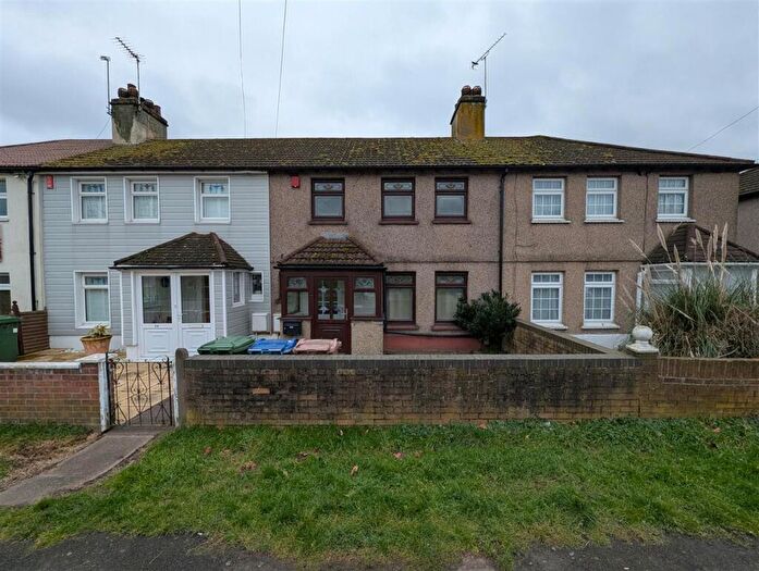 3 Bedroom Terraced House To Rent In Feenan Highway, Tilbury, RM18