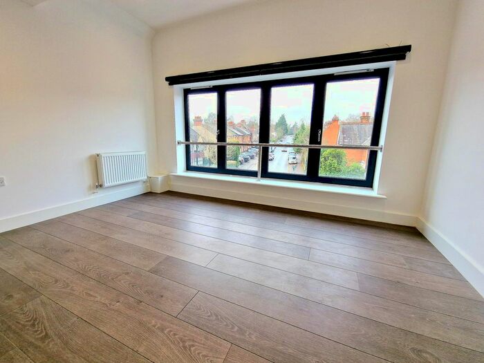2 Bedroom Flat To Rent In Watling Street, Radlett, WD7
