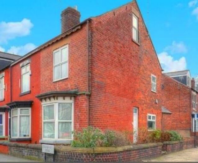 4 Bedroom Terraced House To Rent In Rosedale Road, Sheffield, S11
