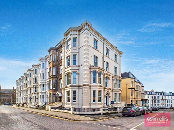 2 Bedroom Flat For Sale In Albion Road, Scarborough, YO11