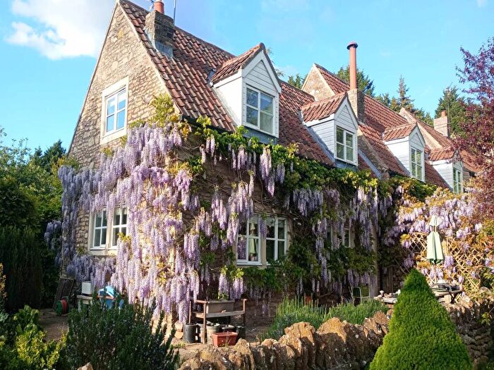 5 Bedroom House To Rent In Bath Road, Beckington, Nr Frome, BA11