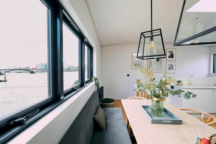 3 Bedroom Houseboat To Rent In Cheyne Walk, Chelsea, SW10