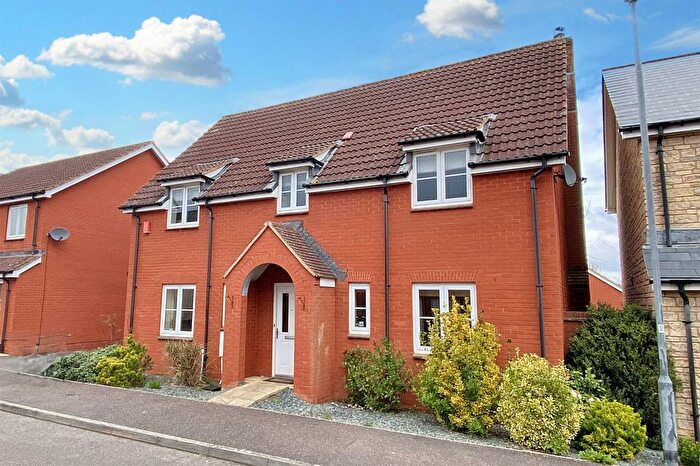 4 Bedroom Detached House For Sale In Pear Tree Way, Wellington, TA21