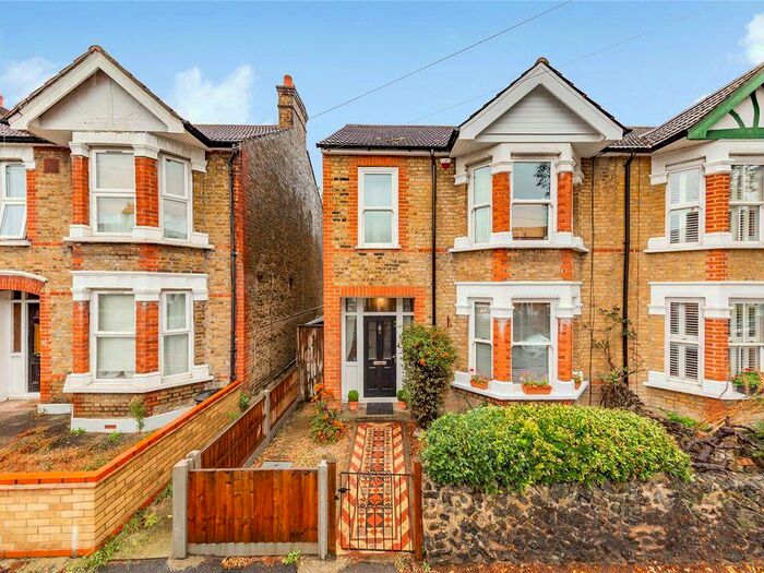 3 Bedroom Semi-Detached House To Rent In Craigdale Road, Hornchurch, RM11