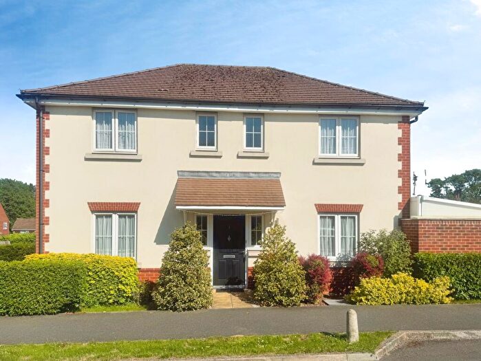 4 Bedroom Detached House For Sale In Kingswood Park, High Wycombe, Buckinghamshire, HP13