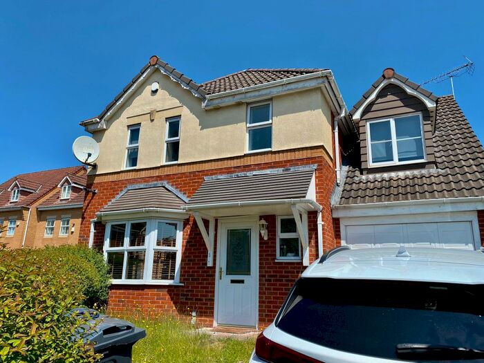 4 Bedroom Detached House To Rent In Windfall Court, Erdington, Birmingham, B24