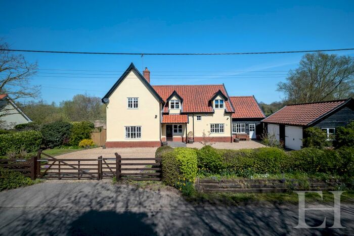 5 Bedroom Detached House For Sale In Low Road, Earl Soham, Woodbridge, IP13