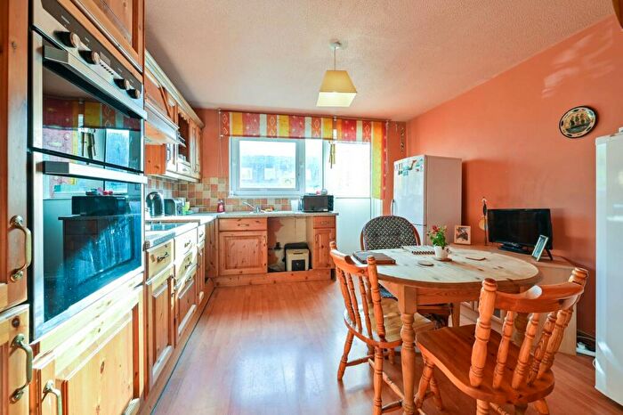 4 Bedroom Terraced House For Sale In Culmore Road, Peckham, London, SE15