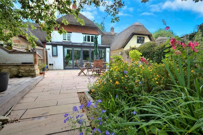 3 Bedroom Terraced House For Sale In Gibraltar, Aylesbury, HP17