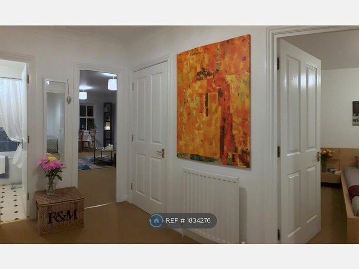 2 Bedroom Flat To Rent In Stainton Road, London, SE6