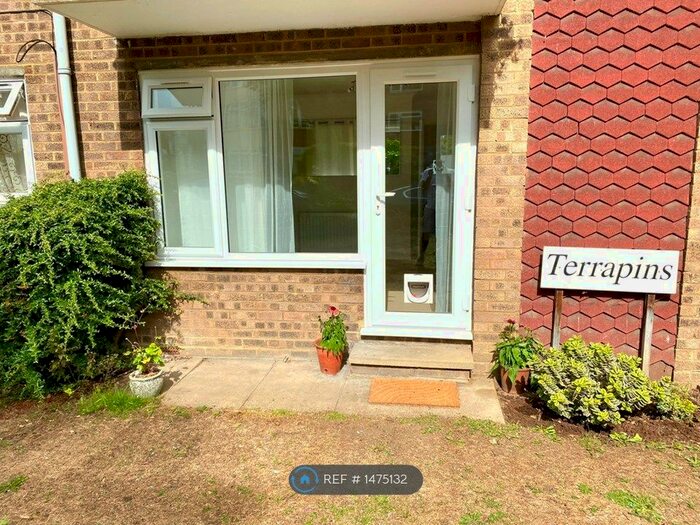 1 Bedroom Flat To Rent In Lovelace Road, Surbiton, KT6