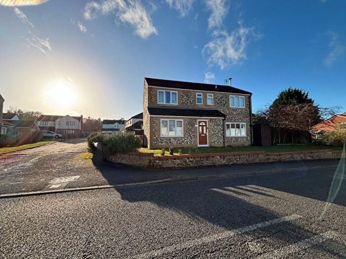 4 Bedroom Detached House For Sale In Robert Linge Crescent, Brandon, IP27