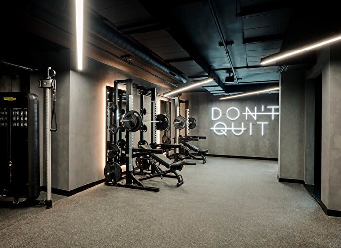 1 Bedroom Apartment For Sale In Mary Neuner Road, N8