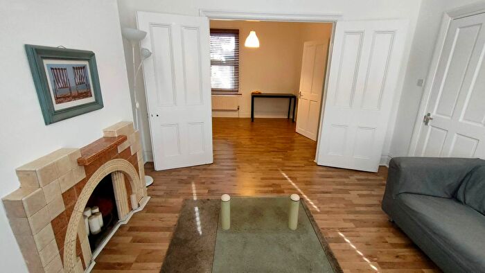 3 Bedroom Terraced House To Rent In Victoria Way, Charlton, SE7