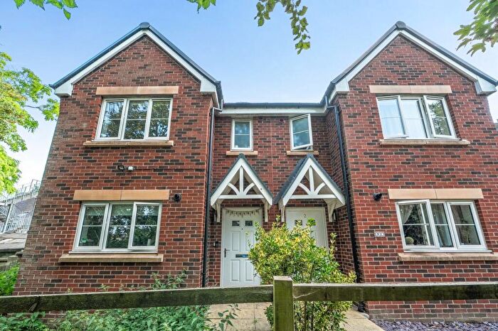 3 Bedroom Semi Detached House For Sale In Woodend Close, Grays, RM17