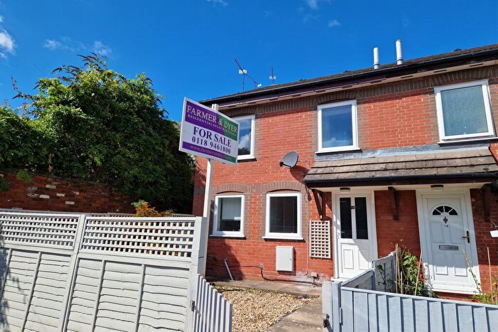 1 Bedroom Semi Detached House For Sale In Rona Court, Reading, RG30
