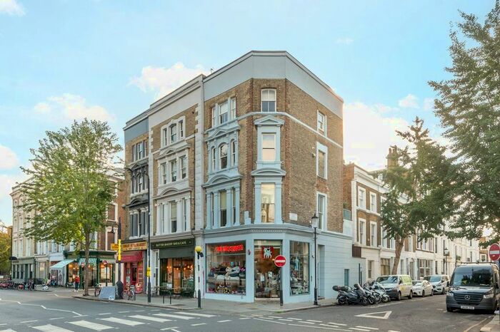 2 Bedroom Maisonette To Rent In Westbourne Park Road, Westbourne Park, London, W11