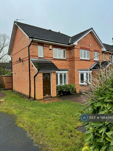 2 Bedroom Semi-Detached House To Rent In Livingstone Close, Macclesfield, SK10