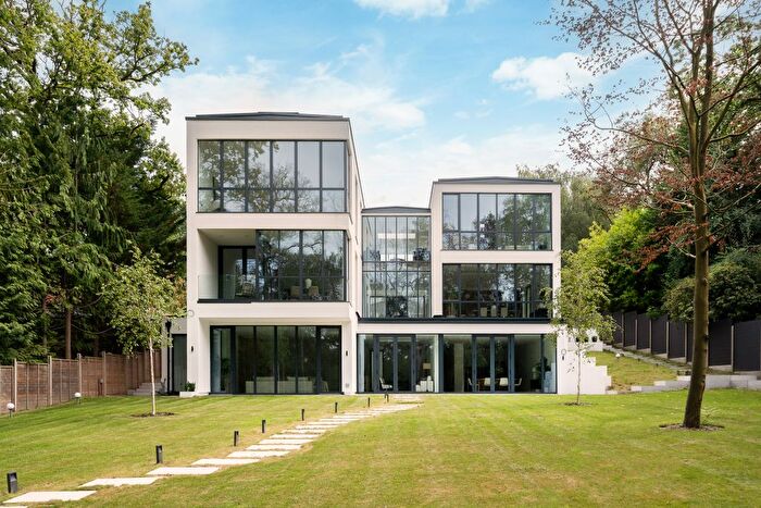 7 Bedroom Detached House For Sale In Coombe Hill Road, Kingston Upon Thames, KT2