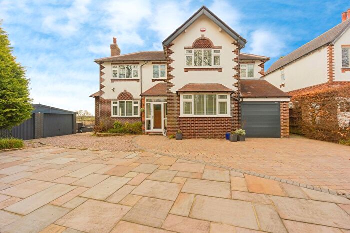 4 Bedroom Detached House For Sale In Dan Bank, Marple, Stockport, Greater Manchester, SK6