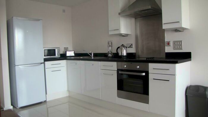 Apartment To Rent In Hive, Masshouse Plaza, Birmingham, B5
